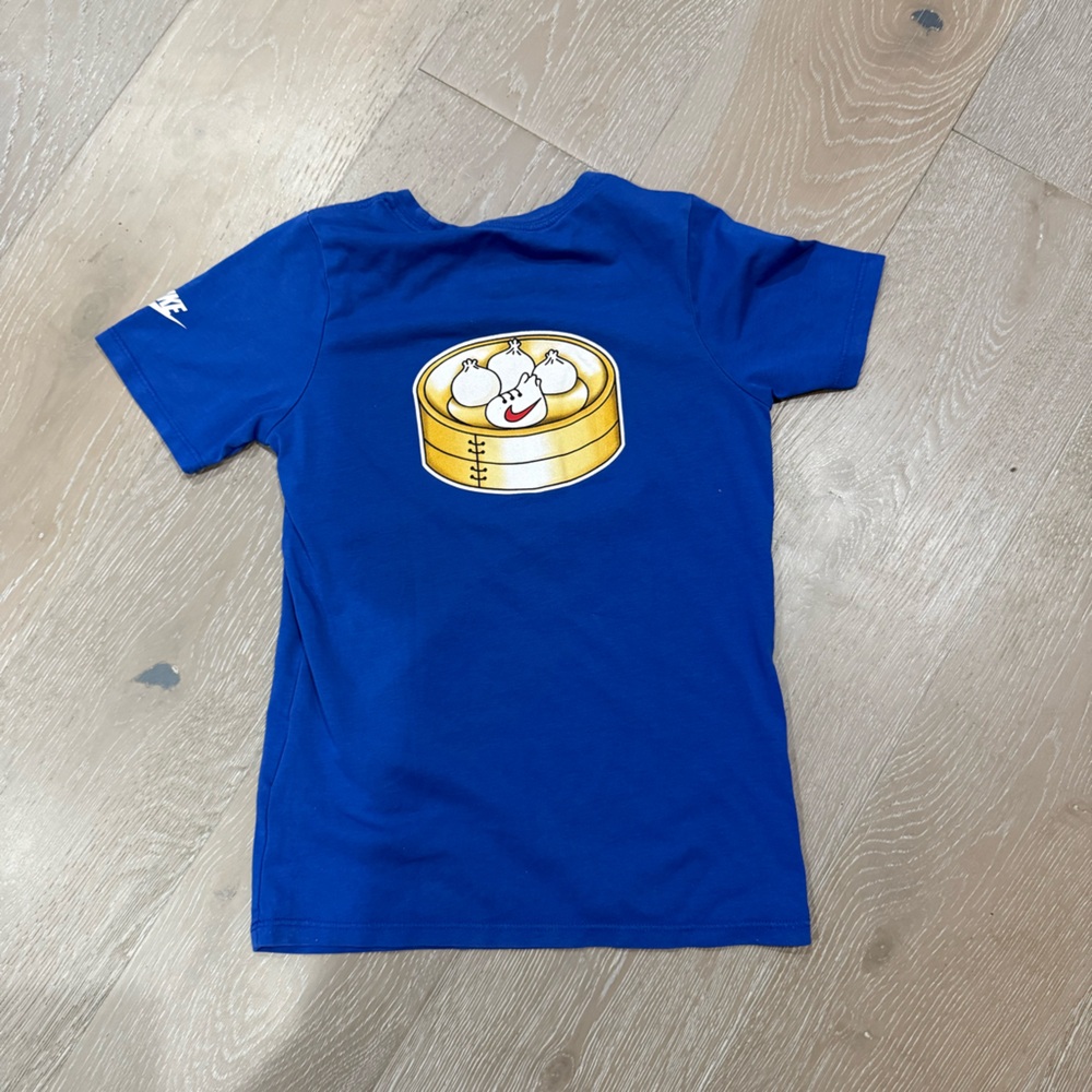 Nike kids exclusive Shanghai soup dumpling xlb dri-fit tee small s xiao long bao
